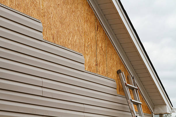 24/7 Emergency Siding experts in Halifax, VA
